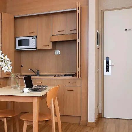 Cimarosa Hotel apartamentowy 3*