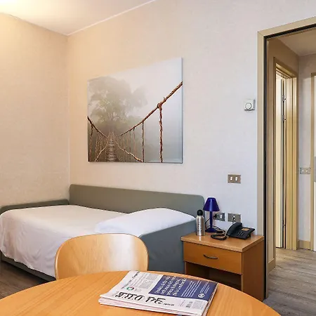 Cimarosa 4*