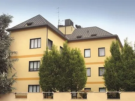 Cimarosa 3* Milánó