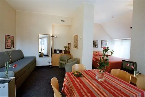 Cimarosa 3*
